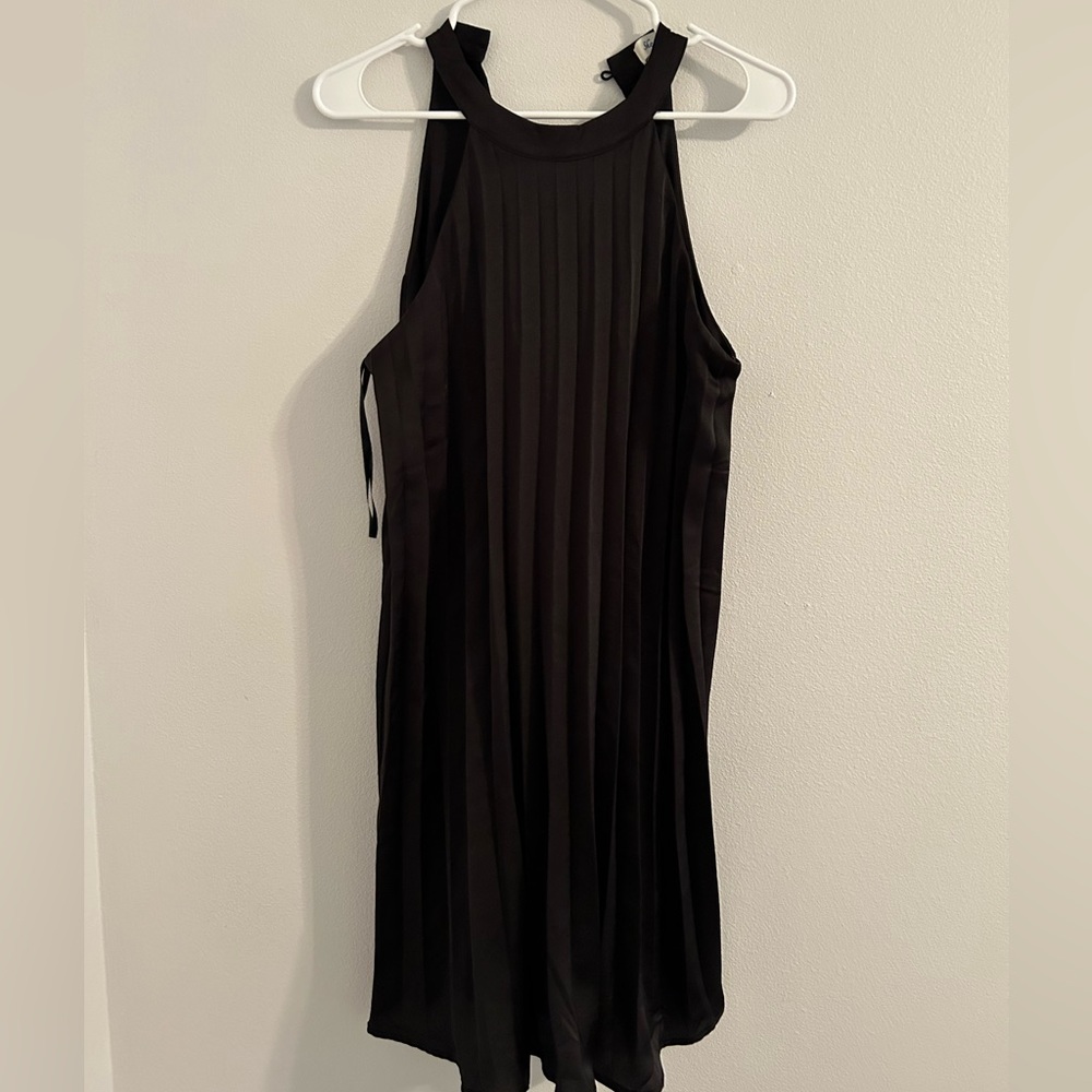 Black Dress/ Cocktail